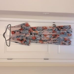 Ruffled sleeveless dress